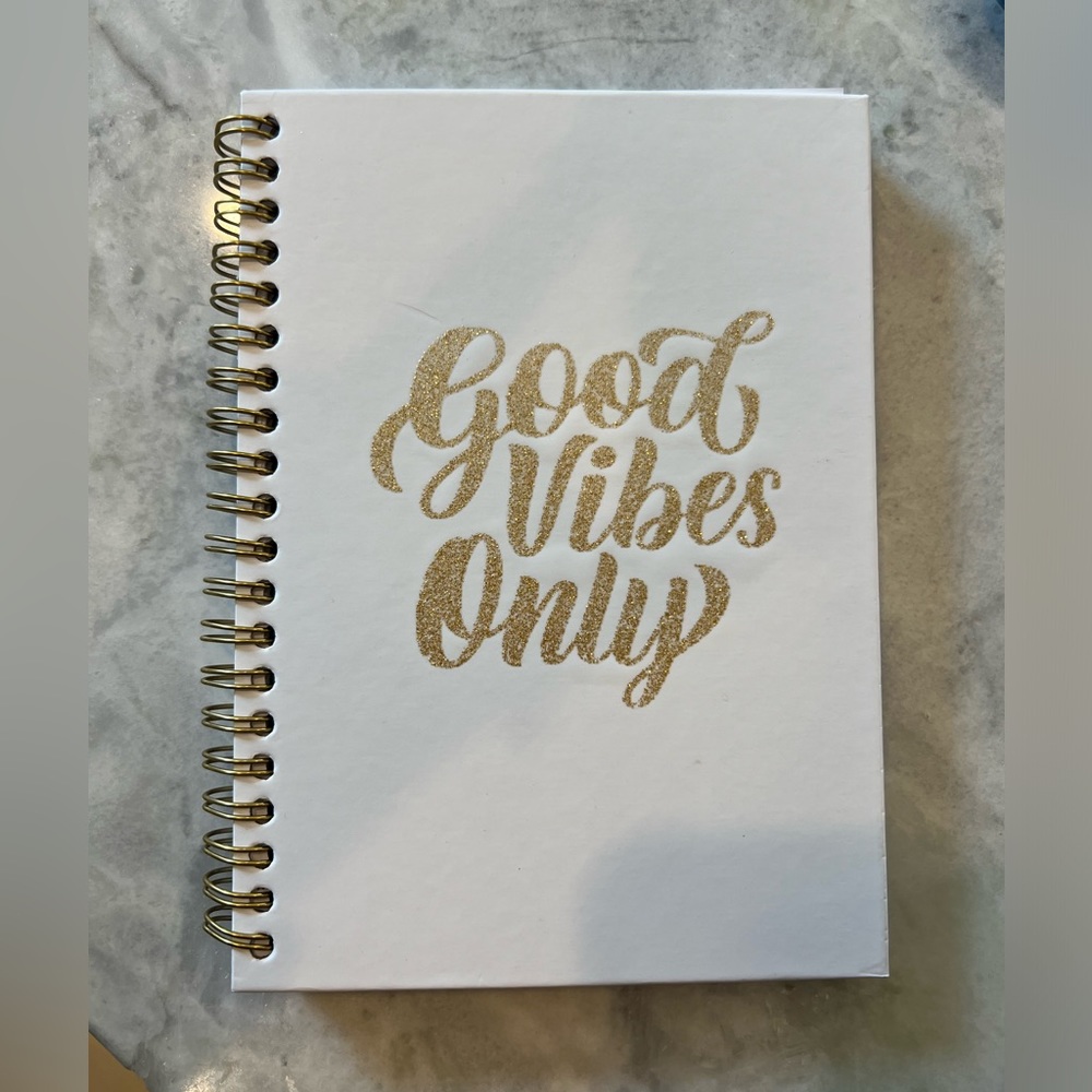 MY LIVE POSH SHOW!🎉Like to be notified when I go live!💖 - Picture 13 of 16